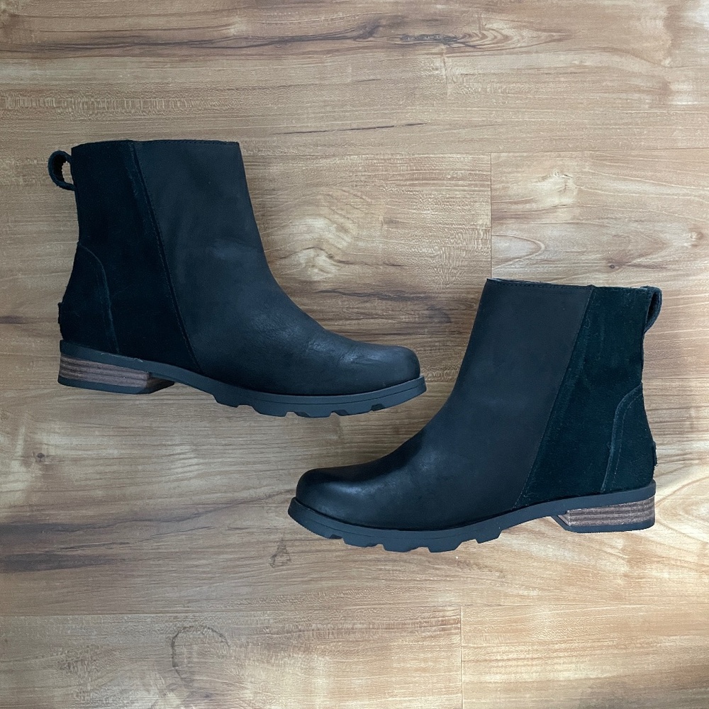 Sorel Emelie Zip Booties - Women's Black, sz 9